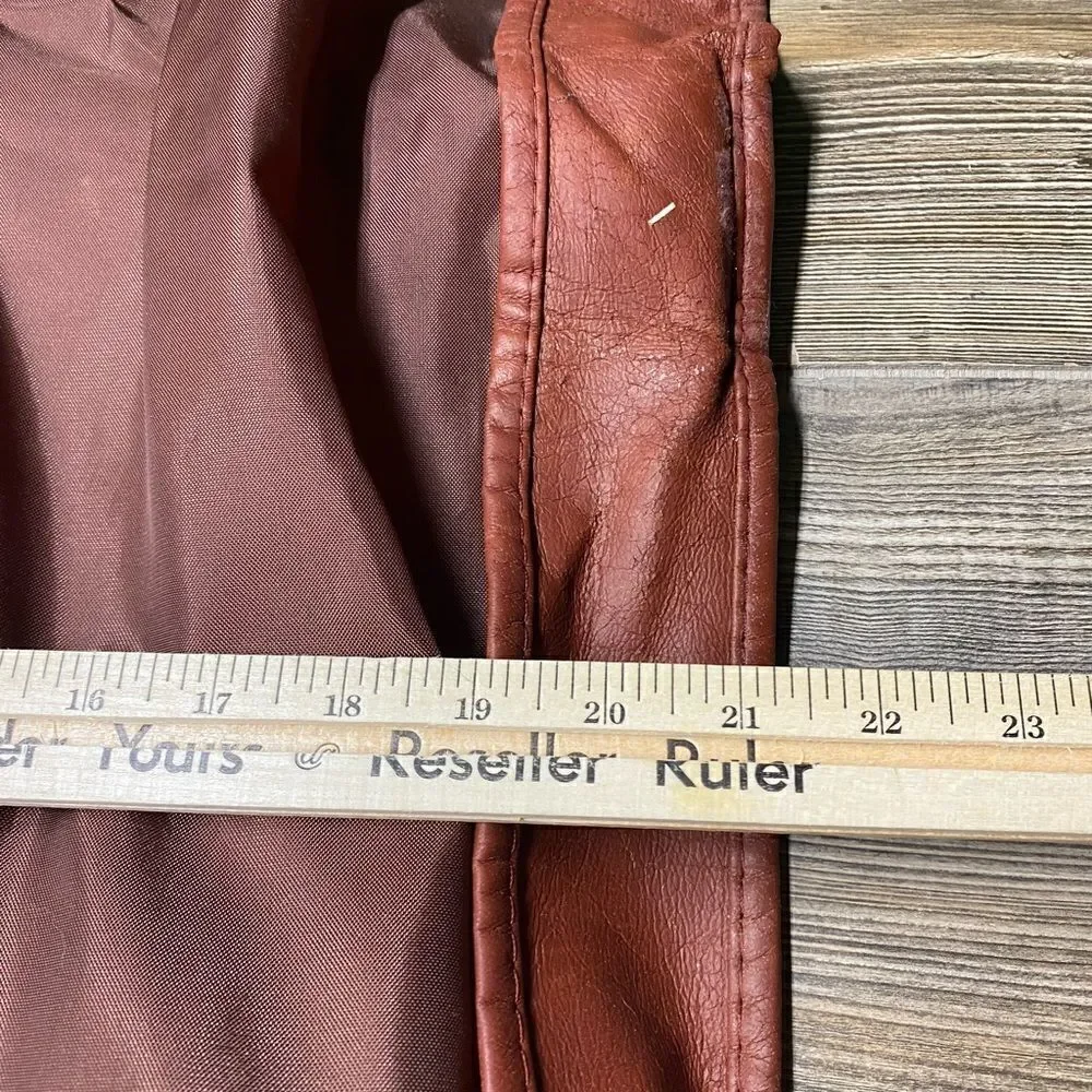 Vintage 90’s Sir Lawrence Collection faux leather brown Suit bag
